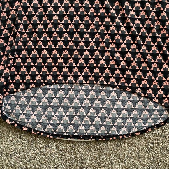 LULAROE Disney Minnie Mouse Irma Top New Women’s Size XXS - Picture 3 of 8